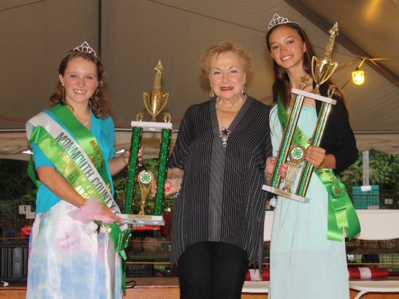 Freeholder Director Lillian G. Burry (center) joins the 2014 Monmouth County 4-H Ambassadors Erica Todd (left) and Rebecca Carmeli-Peslak (right) at the Monmouth County Fair. 